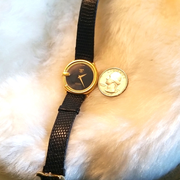 Authentic Vintage GUCCI Black & Gold Watch ⌚ - Picture 11 of 13